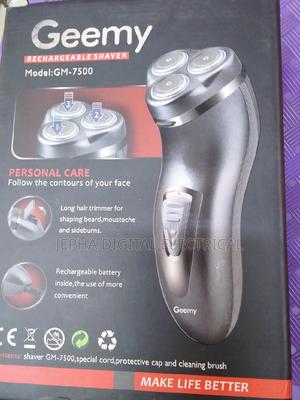 Geemy Rechargeable Shaver - thumbnail 2