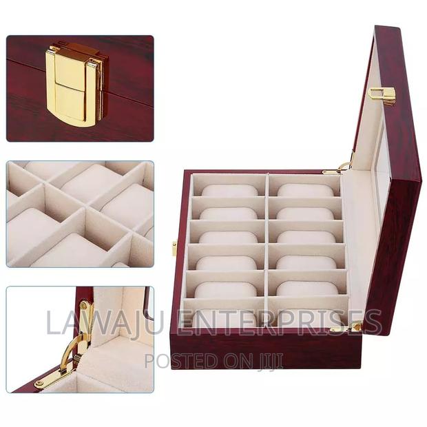 12 Slots Watch Organizer - main view