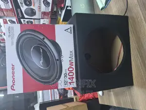 Brand New Pioneer 1400 Watts Subwoofer With Cabinet