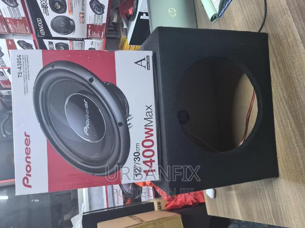 Brand New Pioneer 1400 Watts Subwoofer With Cabinet
