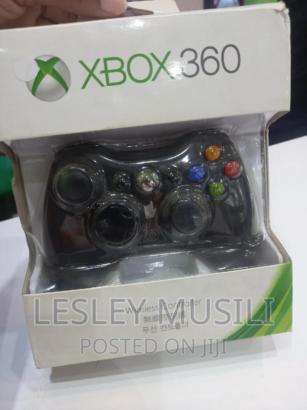 Xbox 360 Wireless Controller - thumbnail 2