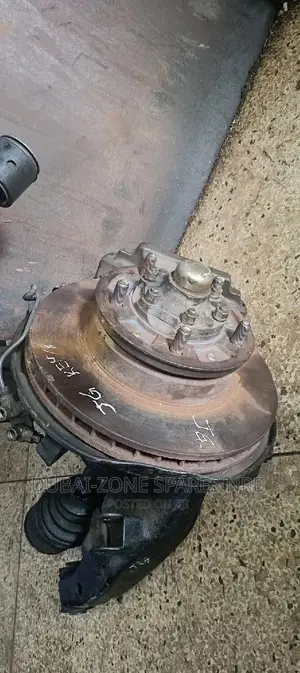 V8/Vx 100-Series, 200-Series Front Wheel Hubs Complete Arms