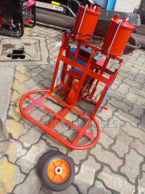 Double Milking Machine - thumbnail 3