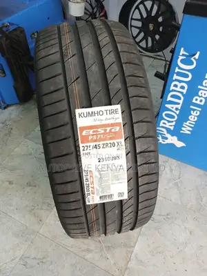 275/45r20 Kumho Tyre