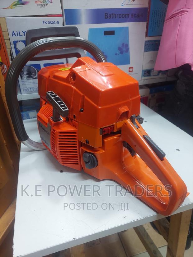 Petro Powered Husqvarna Powersaw 272xp - main view