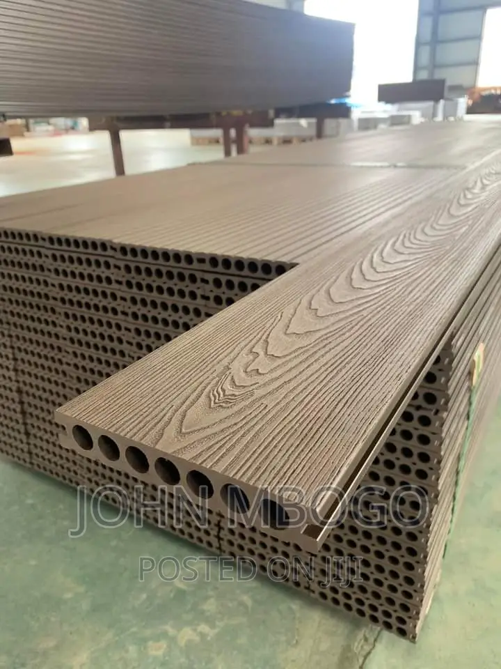 Wpc Decking Flooring/Outdoor Floor.