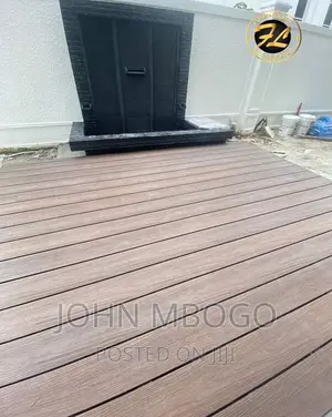 Wpc Decking Flooring/Outdoor Floor.