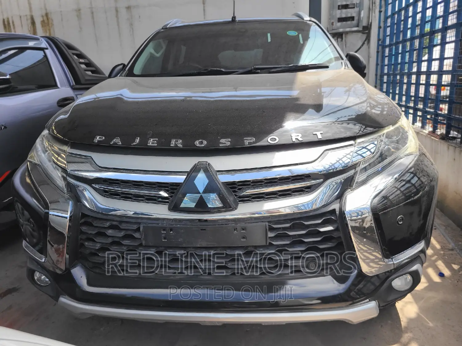 Mitsubishi Pajero V80 3.0 VR-I 2016 Matt Black