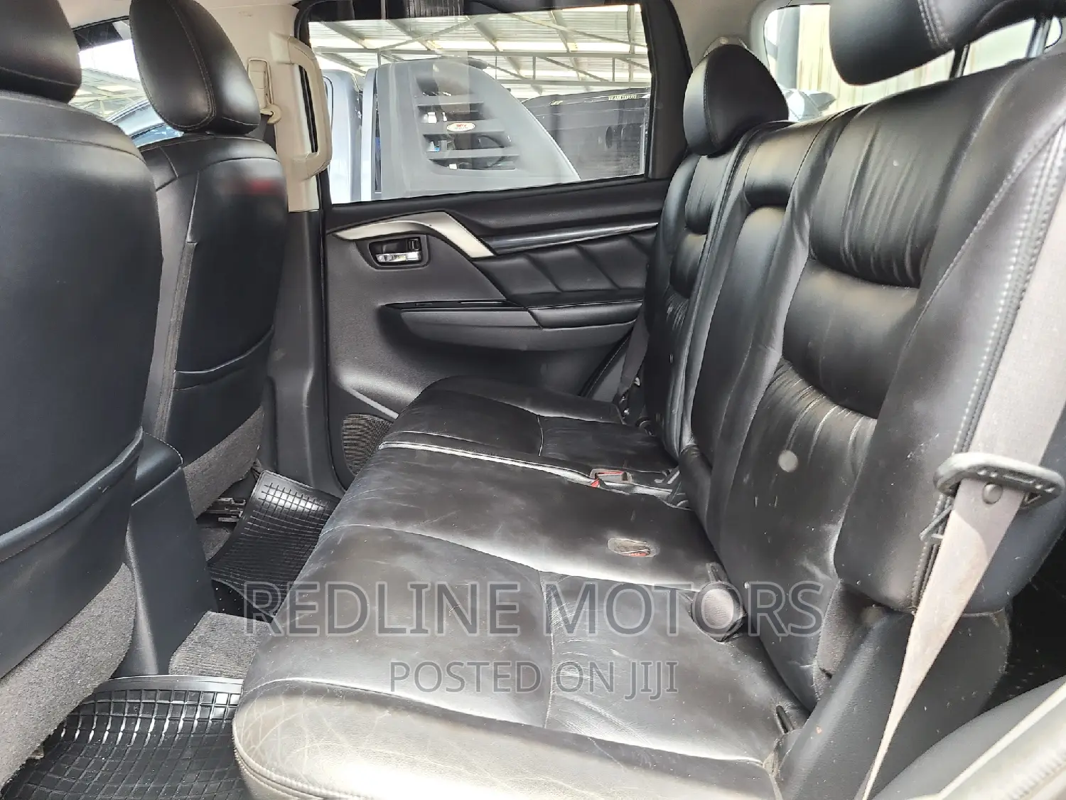 Mitsubishi Pajero V80 3.0 VR-I 2016 Matt Black