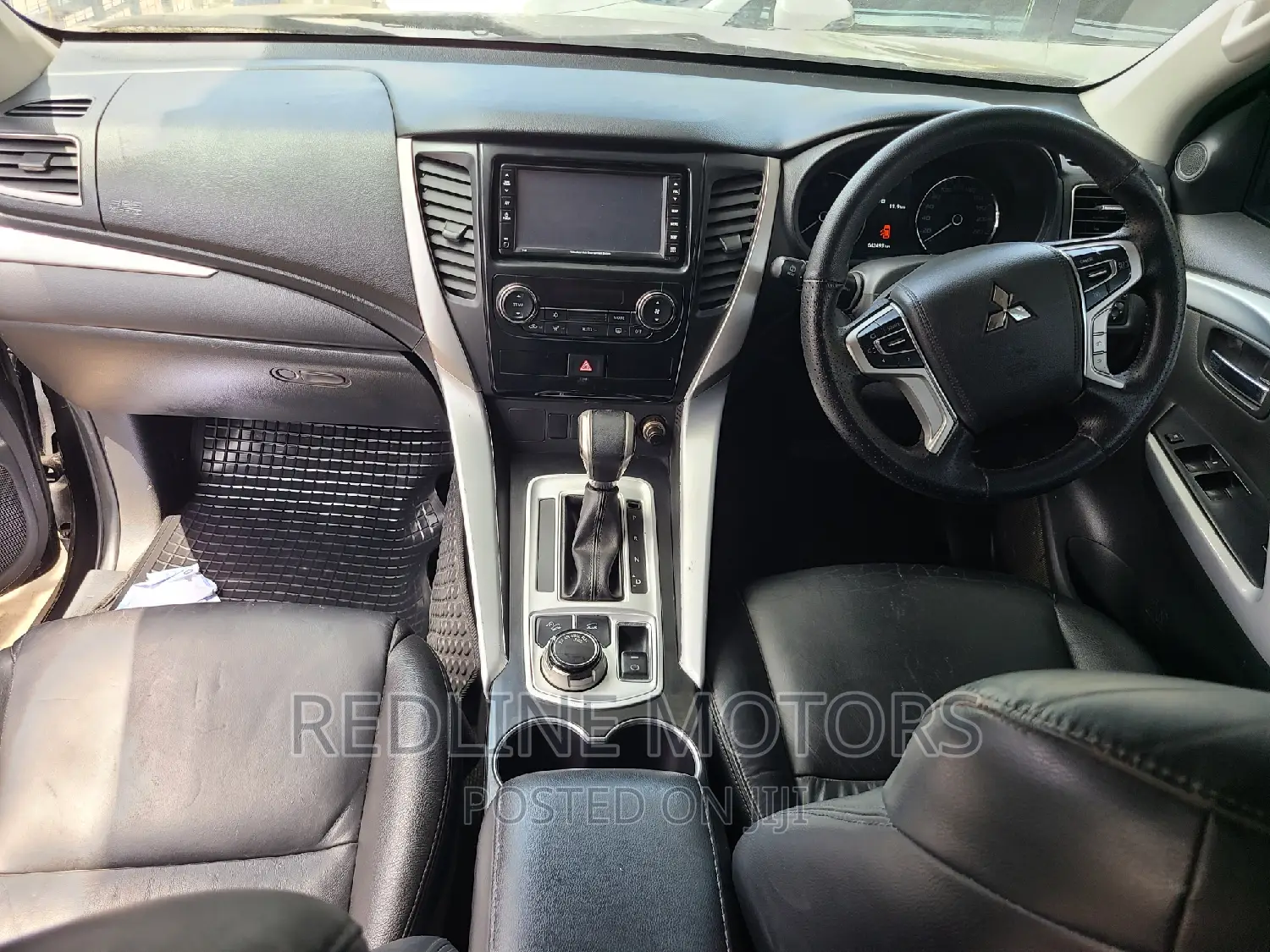 Mitsubishi Pajero V80 3.0 VR-I 2016 Matt Black
