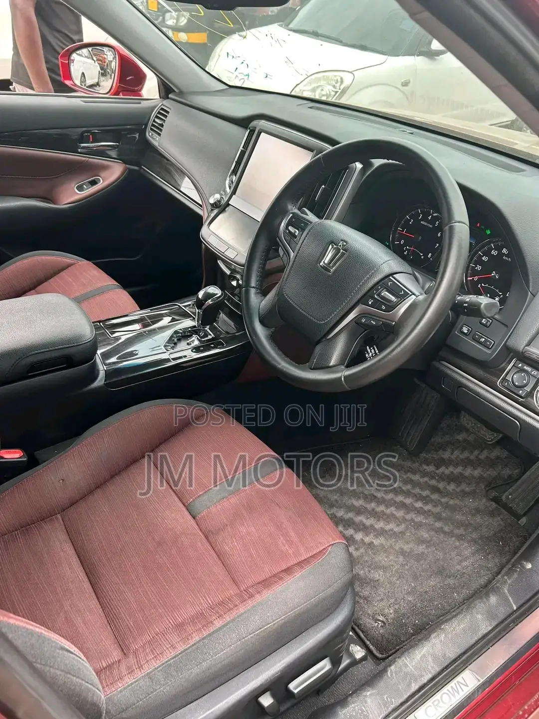 Toyota Crown 2016 Burgundy