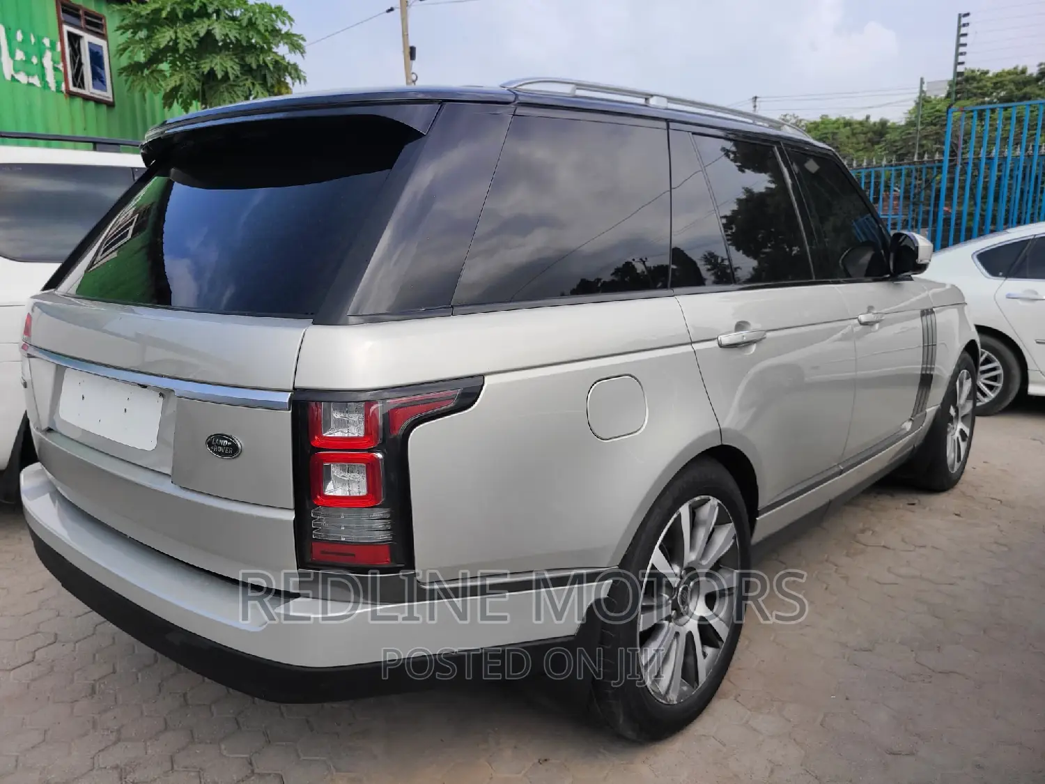 Land Rover Range Rover 3.0L Supercharged HSE 2016 Silver