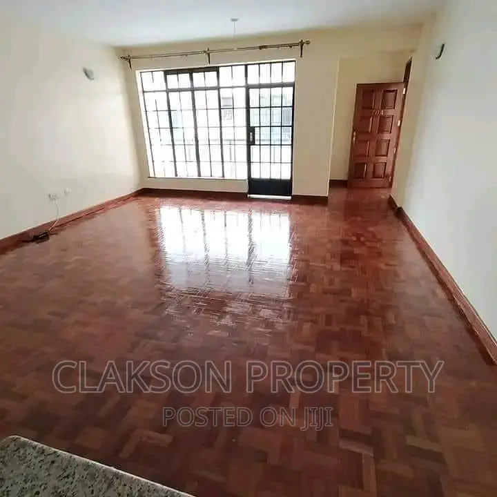 3bdrm Apartment in Woodley for rent