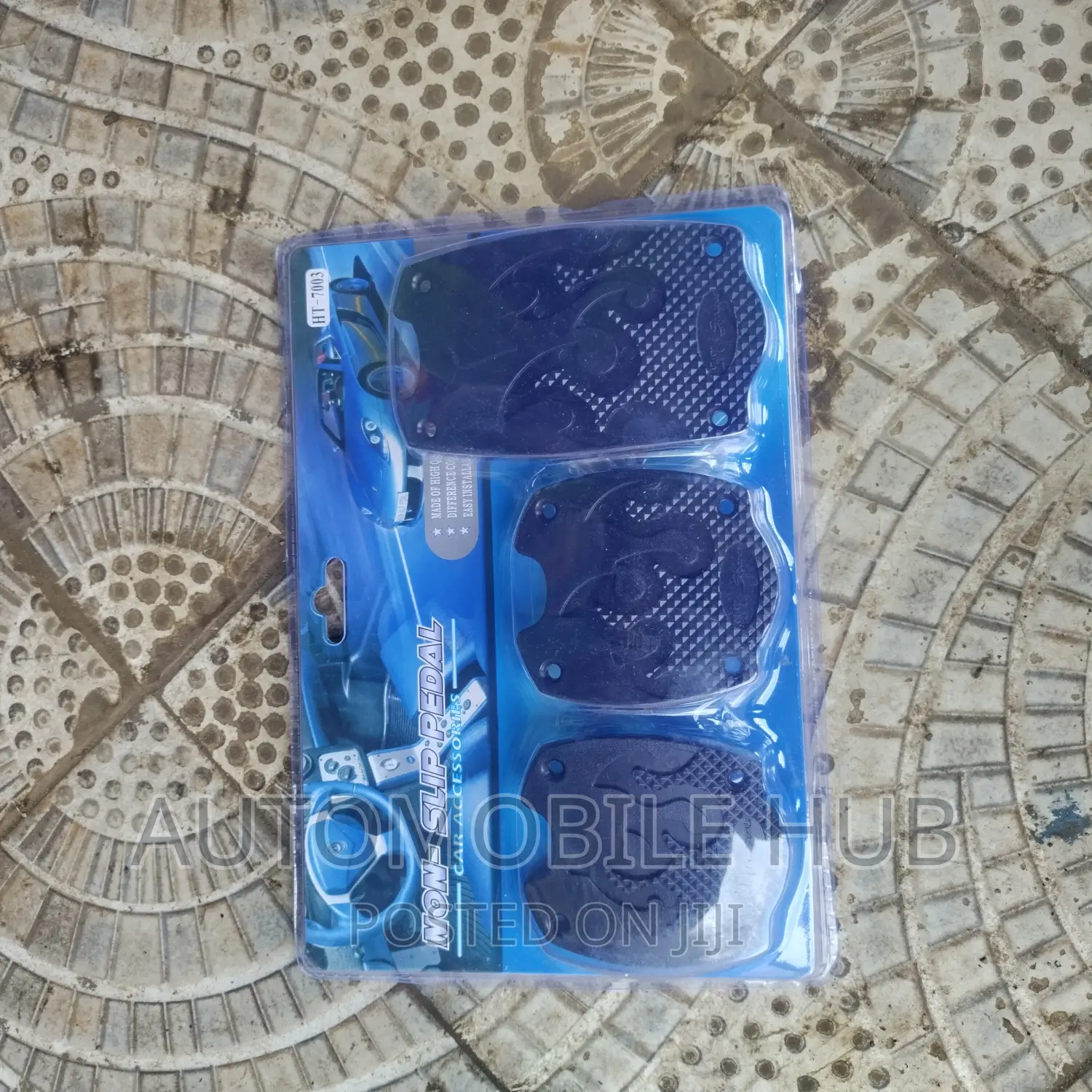 Universal Original Black Manual Pedals