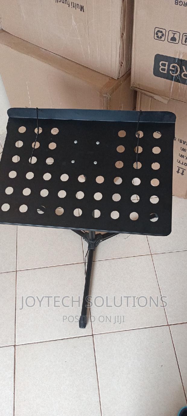 New Hot Selling Professional Adjustable Steel Stand.