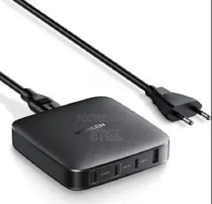 .UGREEN USB-A+3*USB-C 100W Gan Tech Fast Charger - CD226