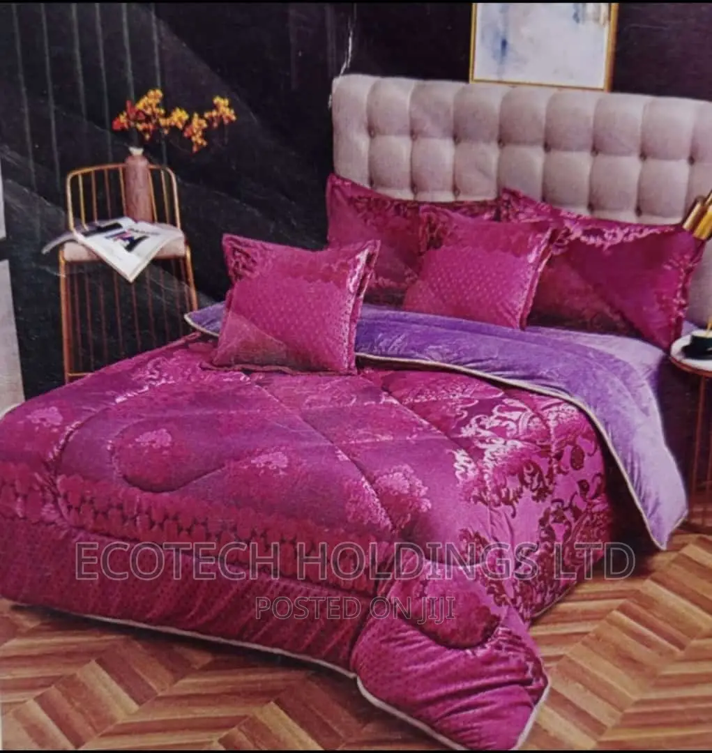 6 by 7 Silkish Duvet Set Size 6 by 7