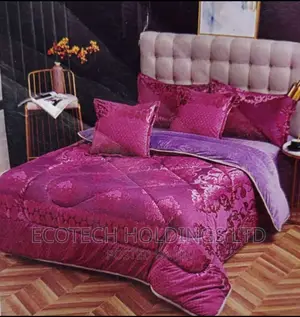 6 by 7 Silkish Duvet Set Size 6 by 7