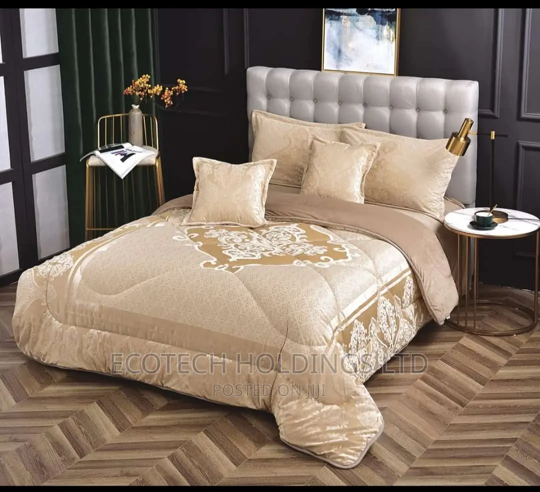 6 by 7 Silkish Duvet Set Size 6 by 7