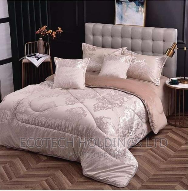 6 by 7 Silkish Duvet Set Size 6 by 7 - thumbnail 5