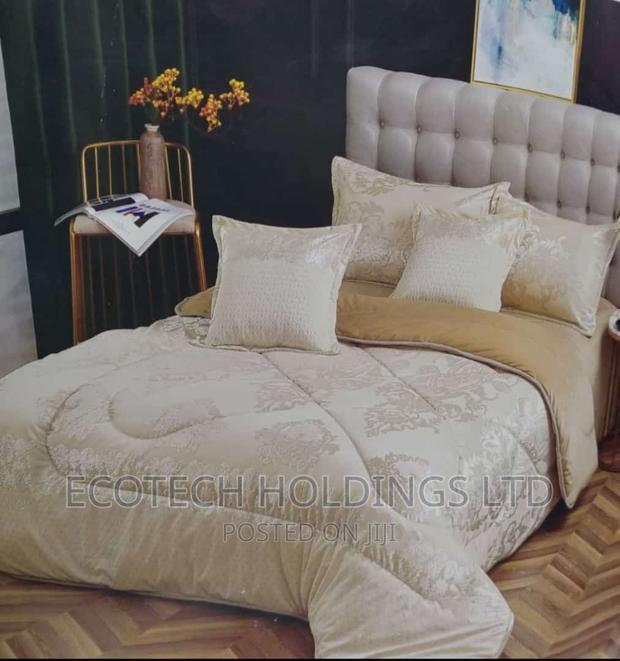 6 by 7 Silkish Duvet Set Size 6 by 7 - thumbnail 6