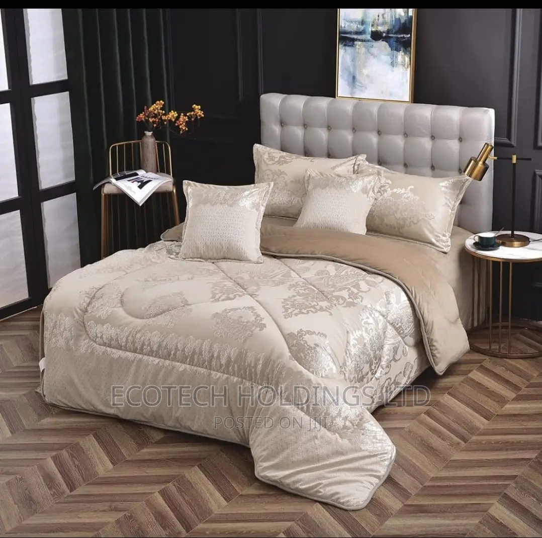 6 by 7 Silkish Duvet Set Size 6 by 7