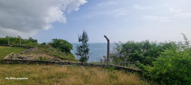 Kuruwitu Vipingo, 4.4 Acre Beach Property on Sale - thumbnail 4