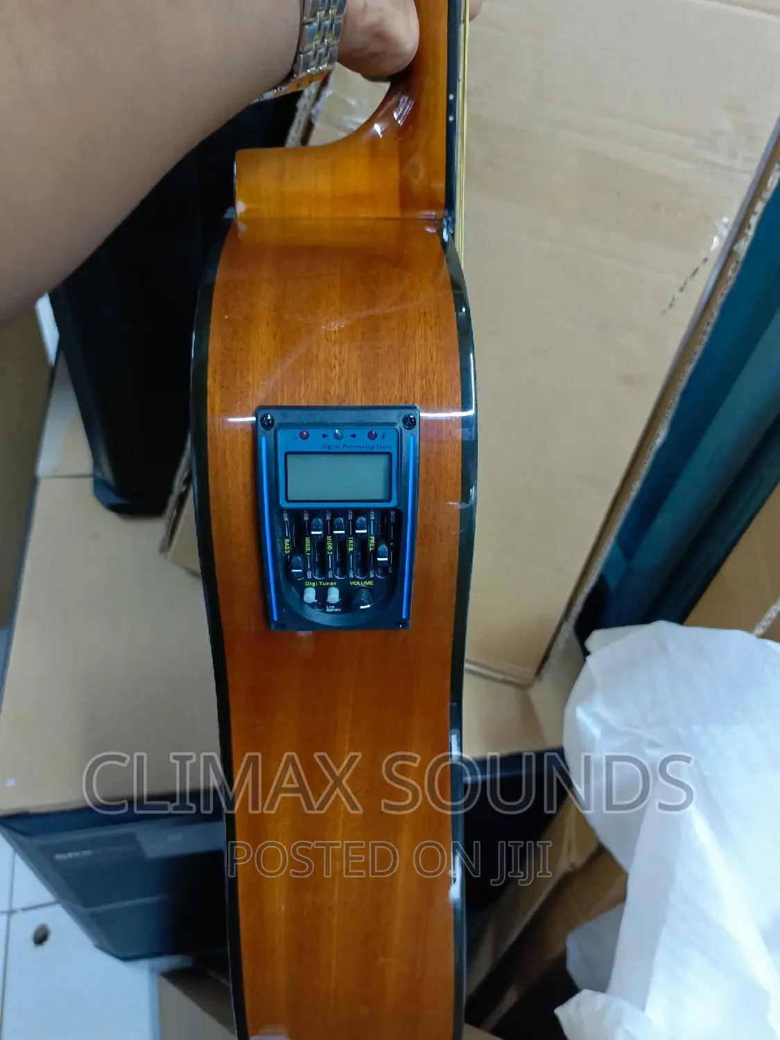 Fender Semi Acoustic Guitar Digital Tuner,
