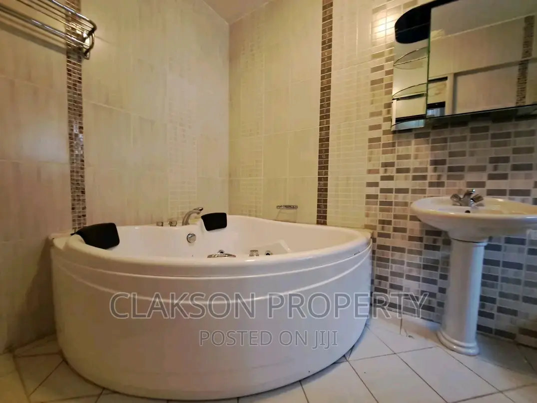 5bdrm Townhouse / Terrace in Lavington for rent
