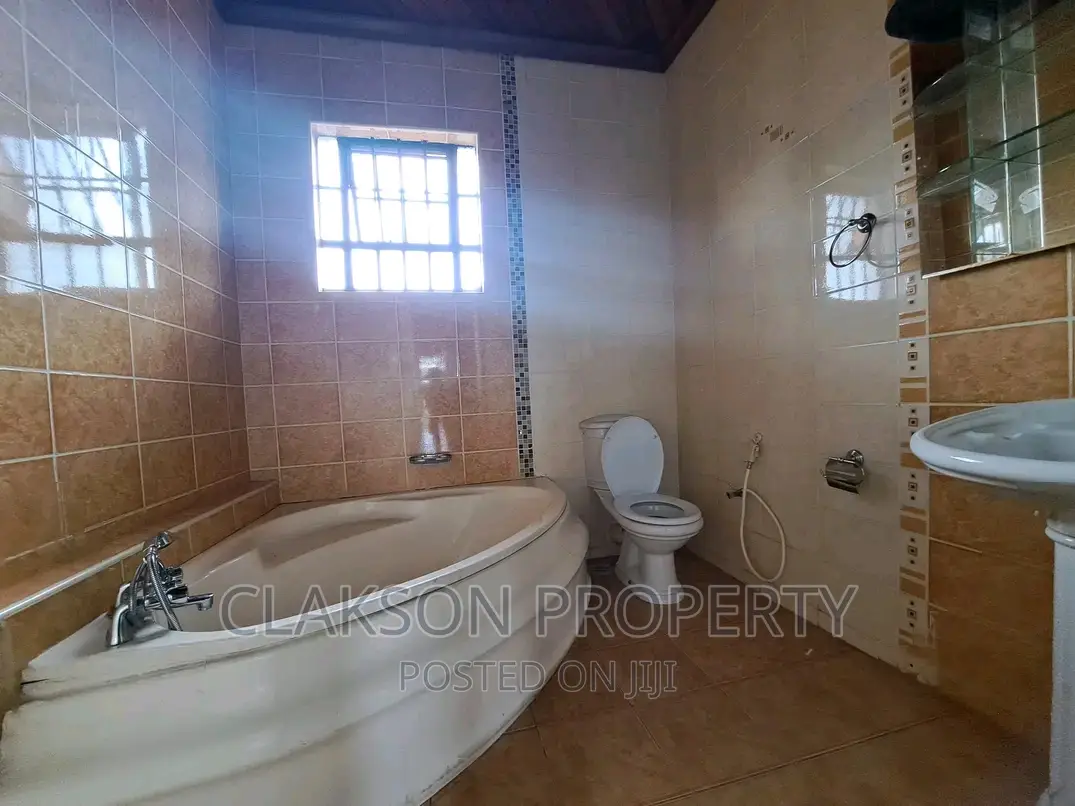 5bdrm Townhouse / Terrace in Lavington for rent