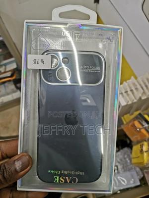 Silicone Auto Focus Back Case With Logo for iPhone 15 - thumbnail 2