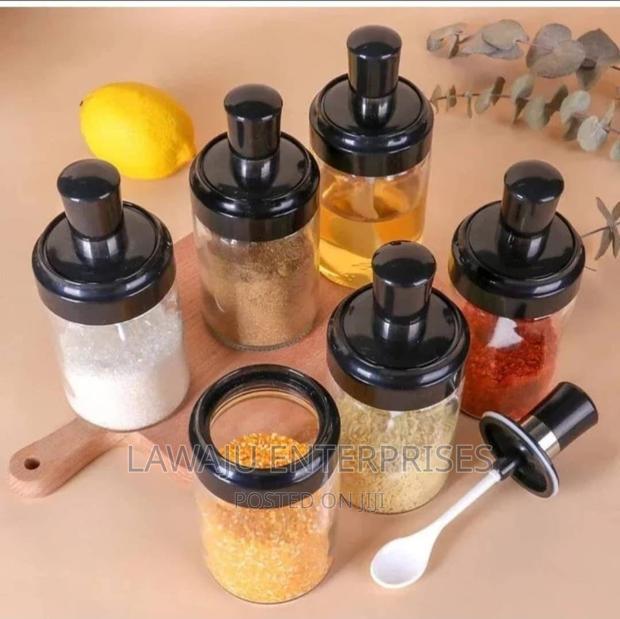 Seasoning Jars - main view
