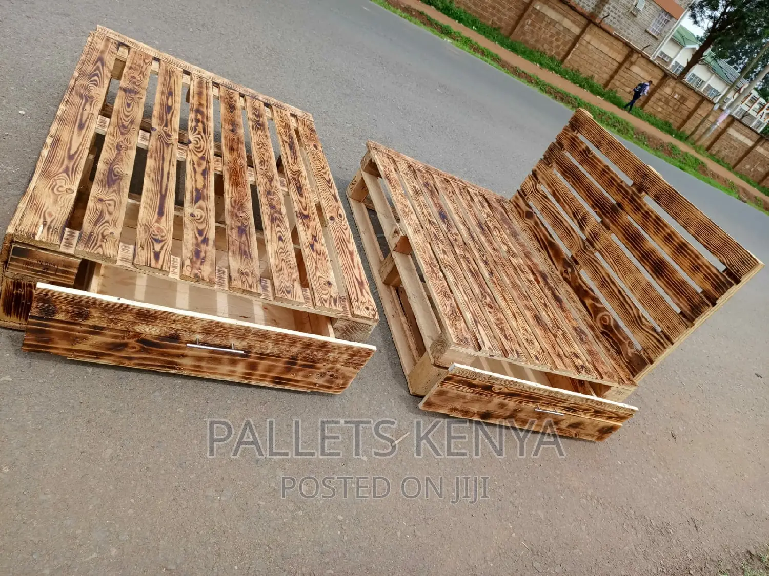 Pallet Bed-5*6 Premium Pallet Bed With Drawers. (DL01)