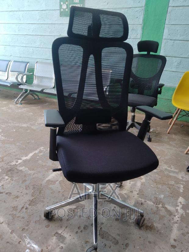 Executive Office Chair Executive Office Chair - thumbnail 2