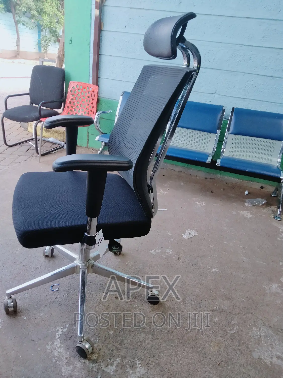 Orthopedic Executive Office Chair.