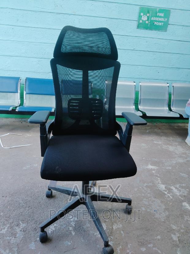 Executive Office Chair Executive Office Chair - thumbnail 3
