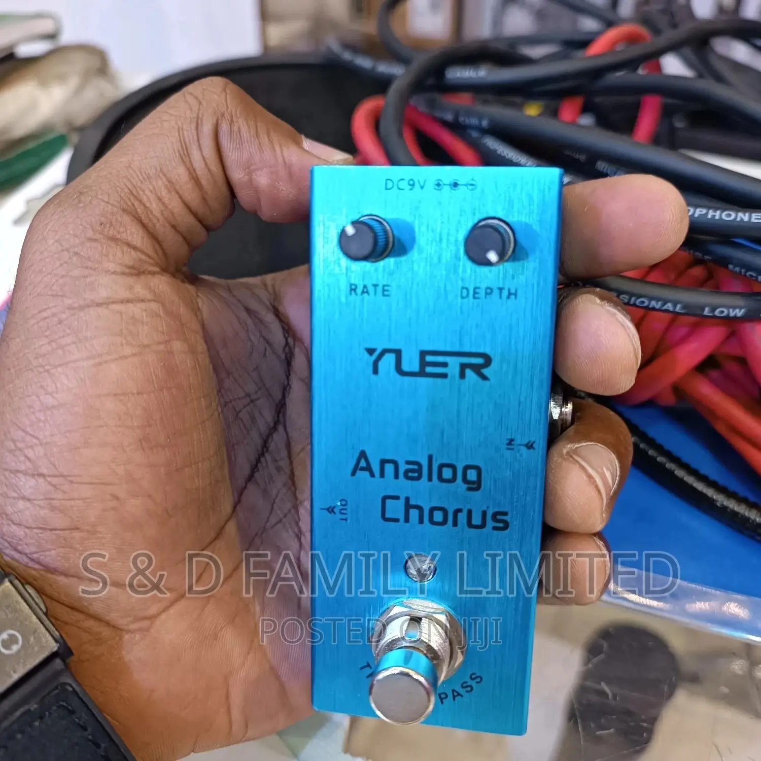 Analog Chorus Guitar Pedal Effect