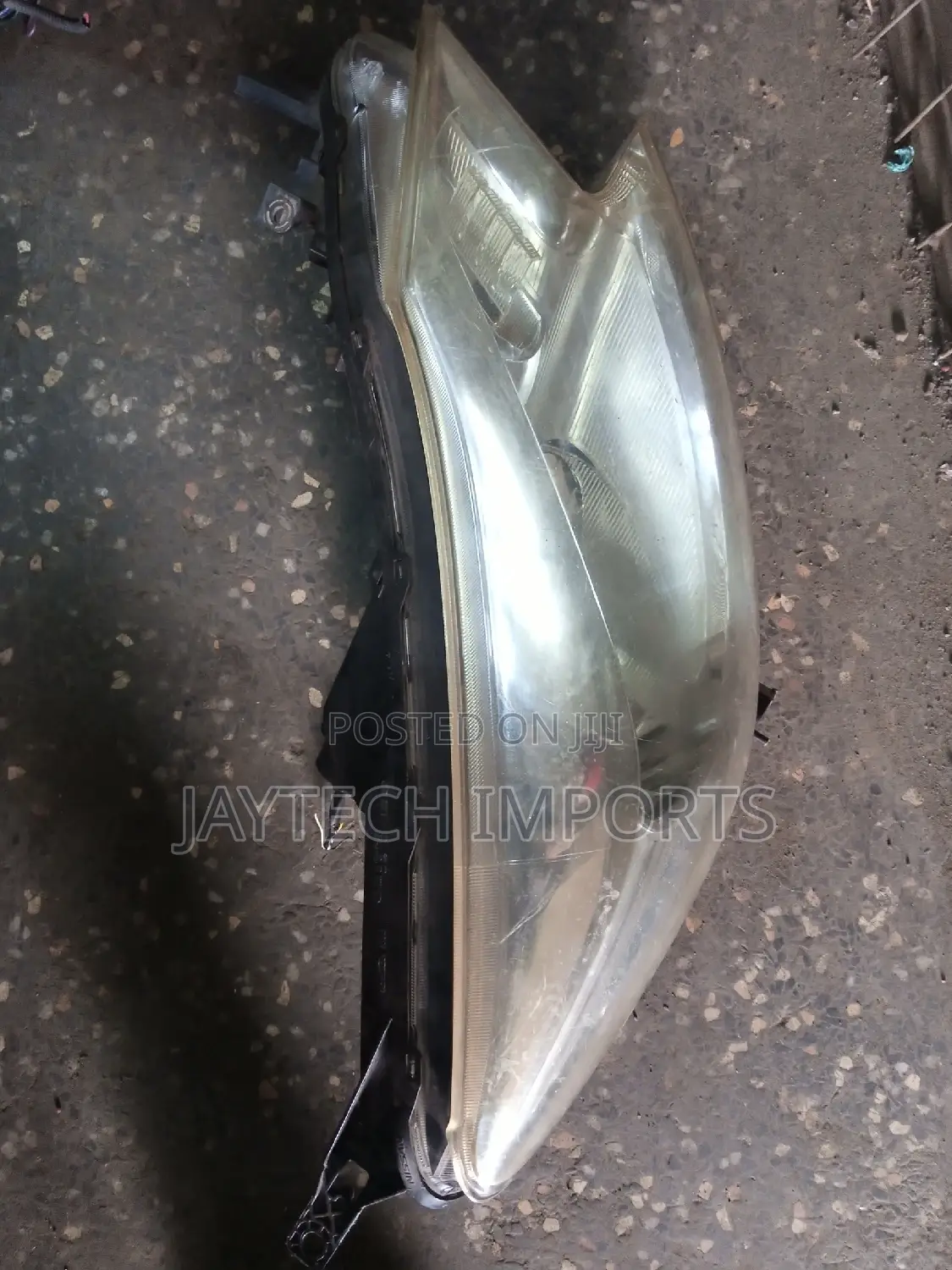 Nissan Note Headlight