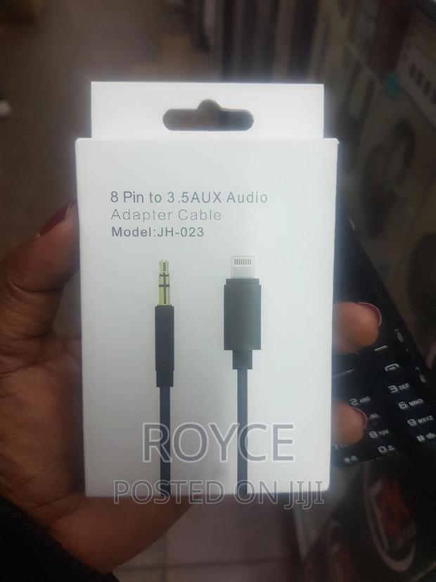 8 Pin to 3.5 AUX Audio Adapter Cable - main view