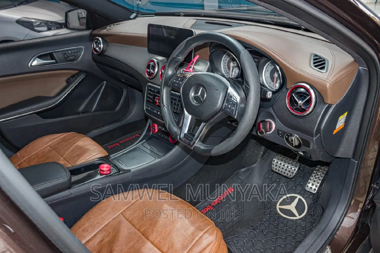 Mercedes-Benz GLA-Class 2015 Pink