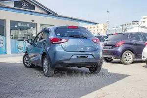 Mazda Demio 2016 Blue