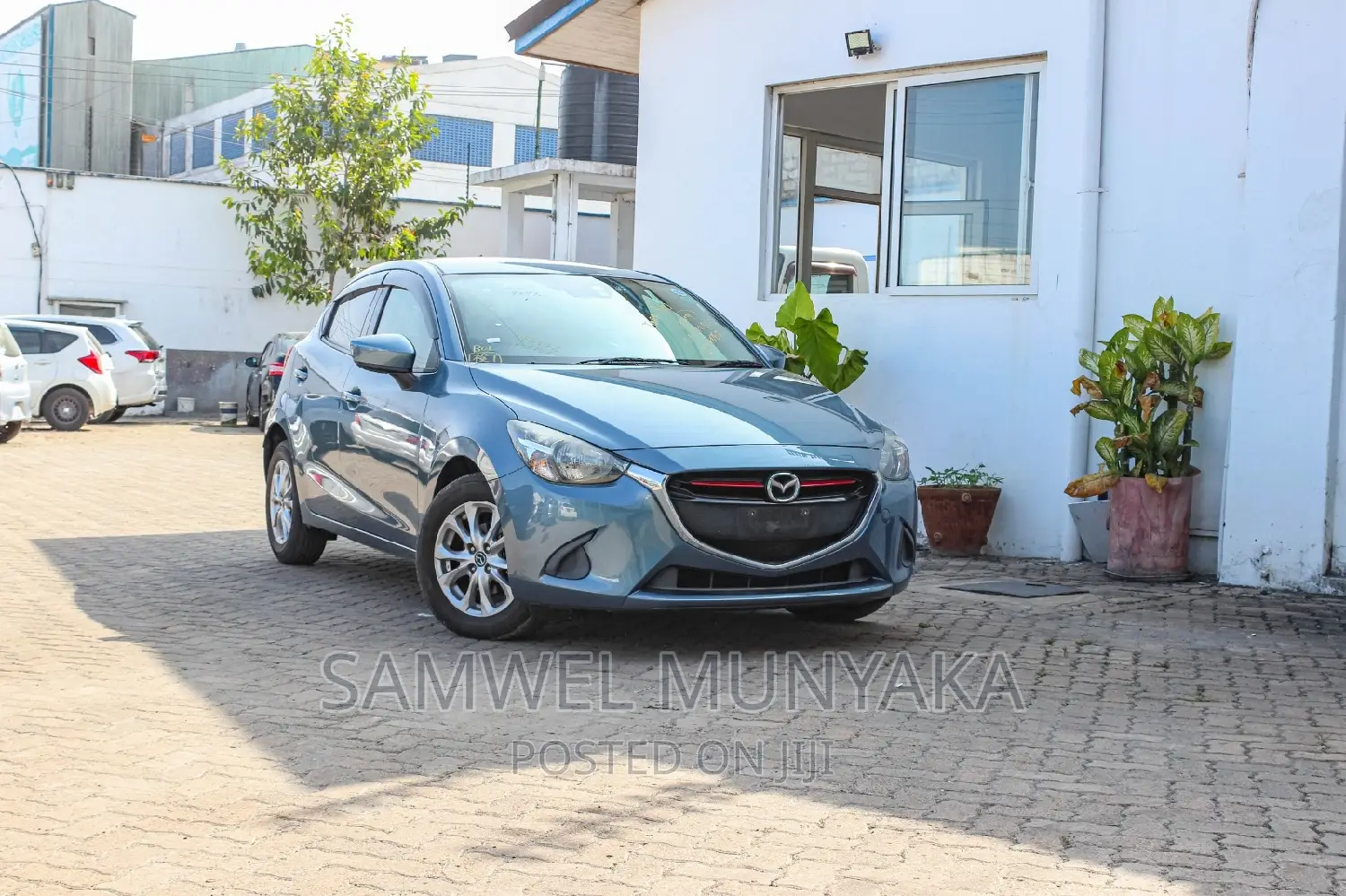 Mazda Demio 2016 Blue