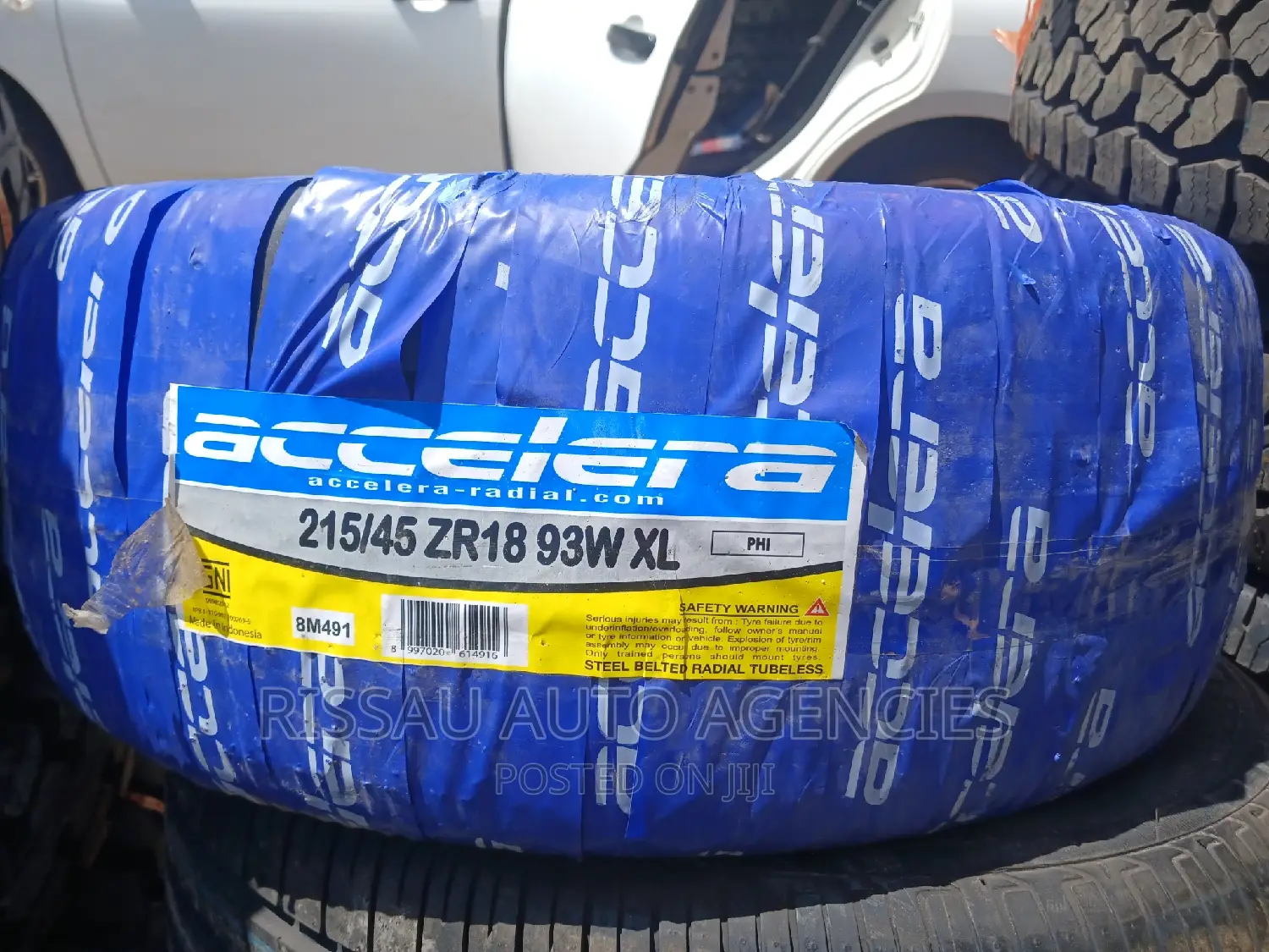 215/45 R 18 Accelera Tyres Made in Indonesia