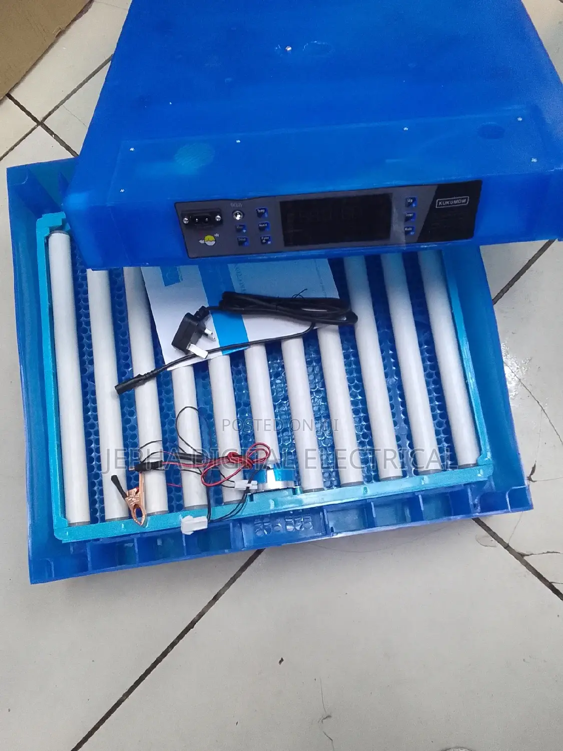 Automatic Incubators 64eggs