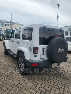 Jeep Wrangler Sahara 4x4 2016 Pearl