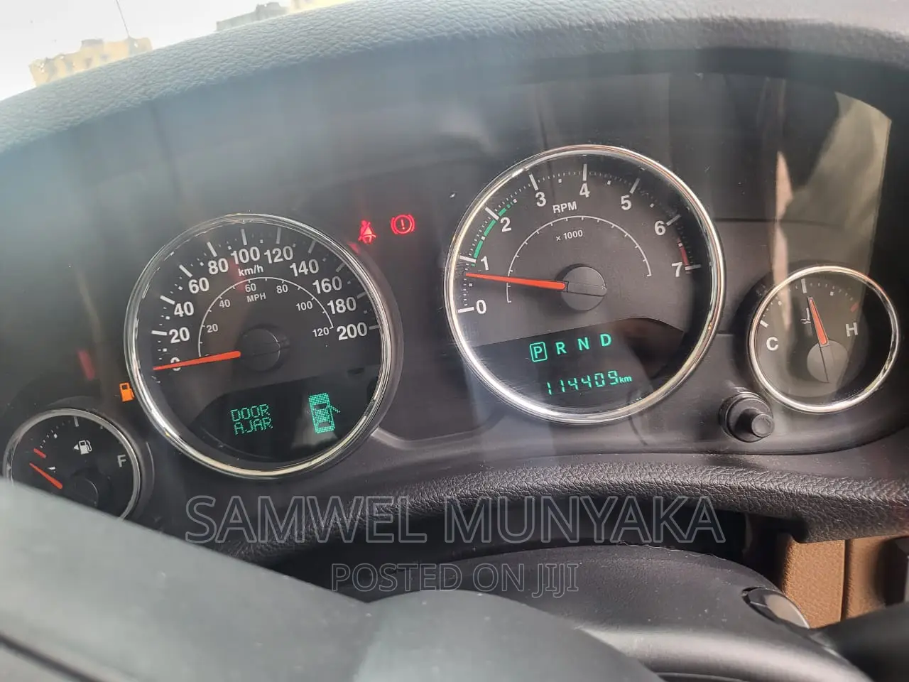 Jeep Wrangler Sahara 4x4 2016 Pearl
