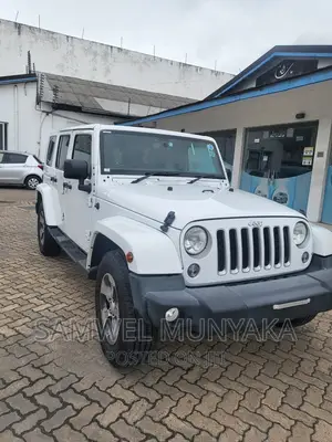 Jeep Wrangler Sahara 4x4 2016 Pearl