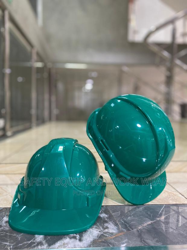 Green Heavy Duty, Safety Hub Helmet - main view