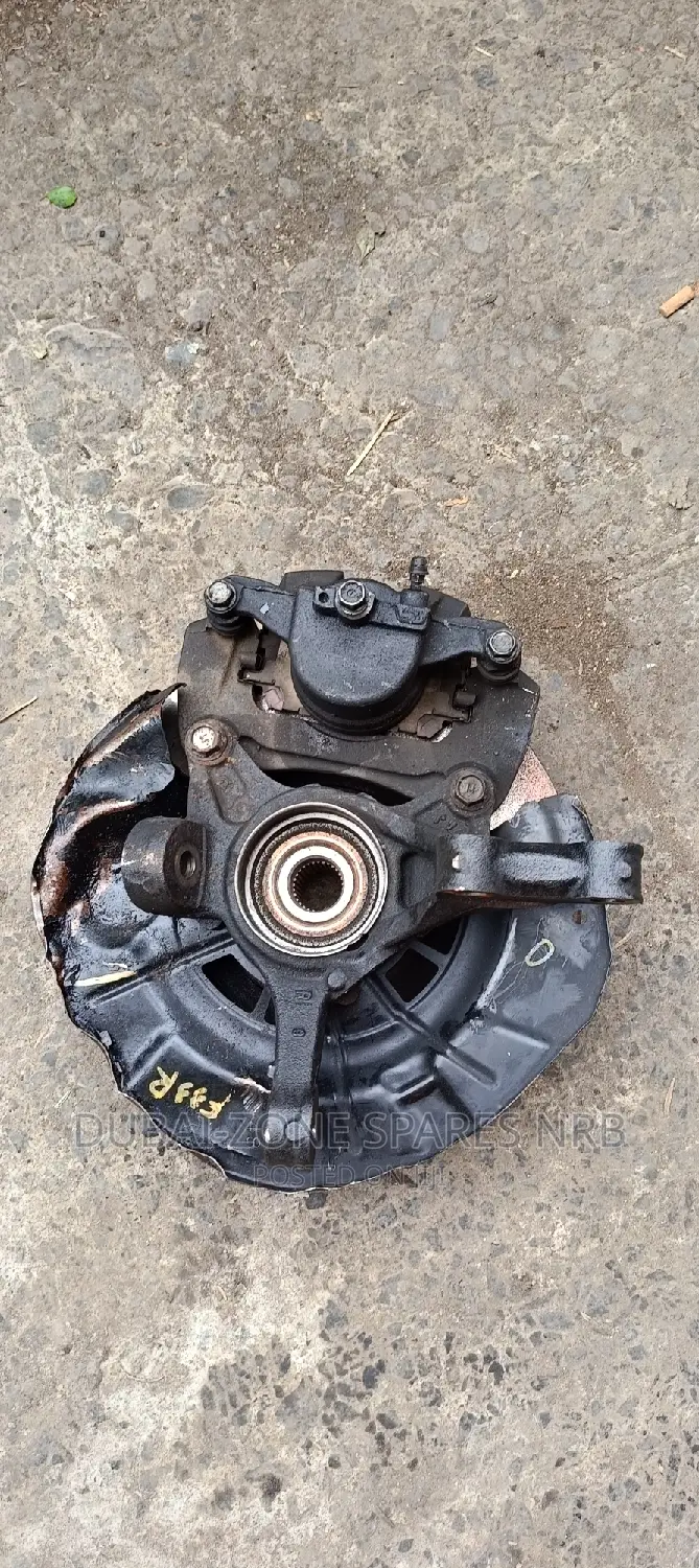 Harrier,Kluger,Lexus Front Wheel Hubs 2 4wheel Drive.