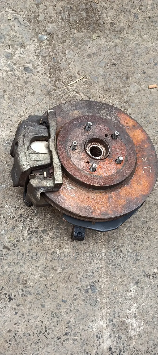 Harrier,Kluger,Lexus Front Wheel Hubs 2 4wheel Drive.